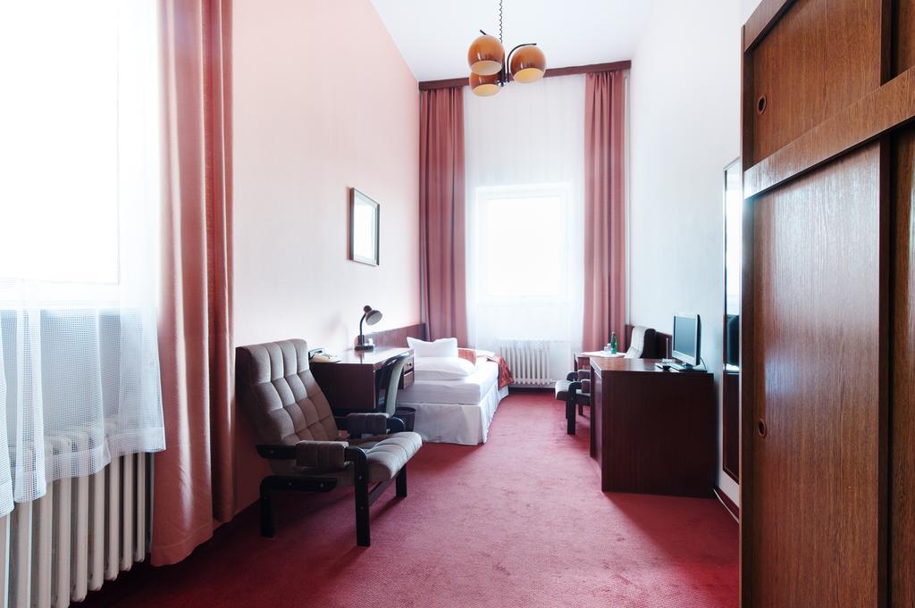 ברנו Hotel Slavia מראה חיצוני תמונה