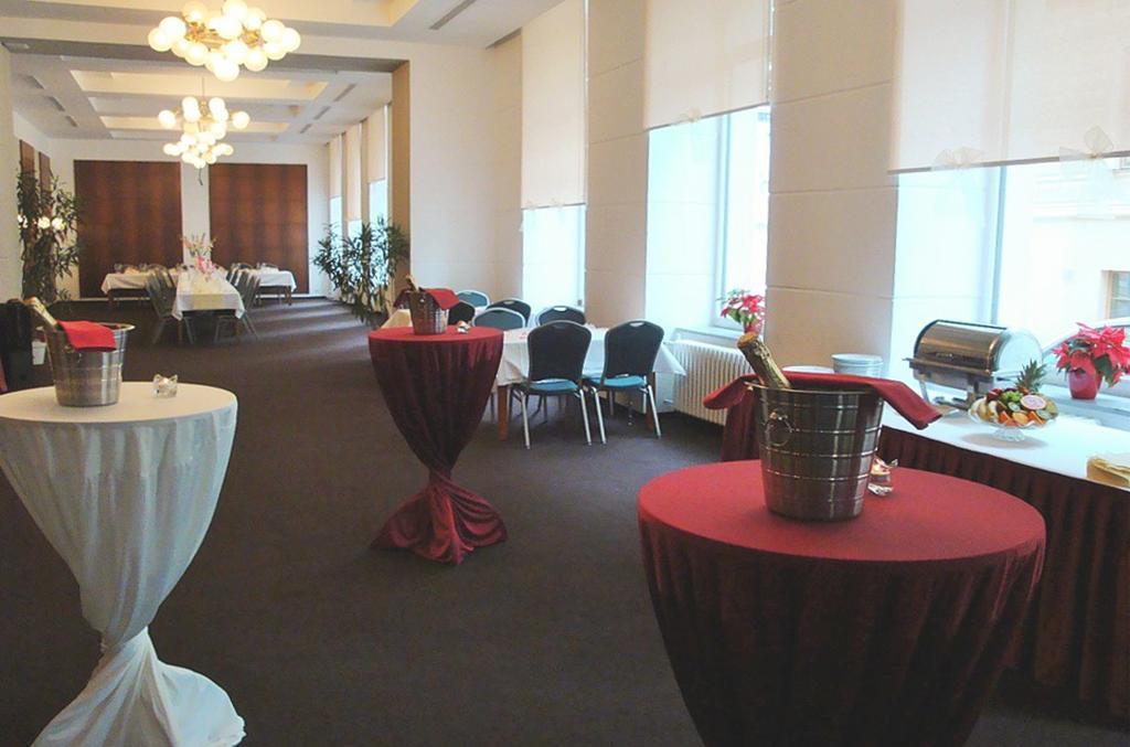 ברנו Hotel Slavia מראה חיצוני תמונה