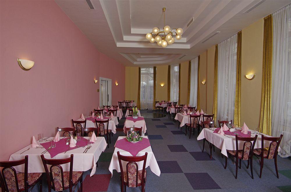 ברנו Hotel Slavia מראה חיצוני תמונה