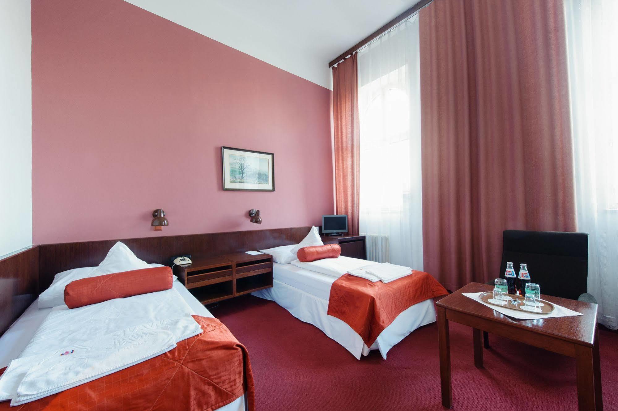 ברנו Hotel Slavia מראה חיצוני תמונה