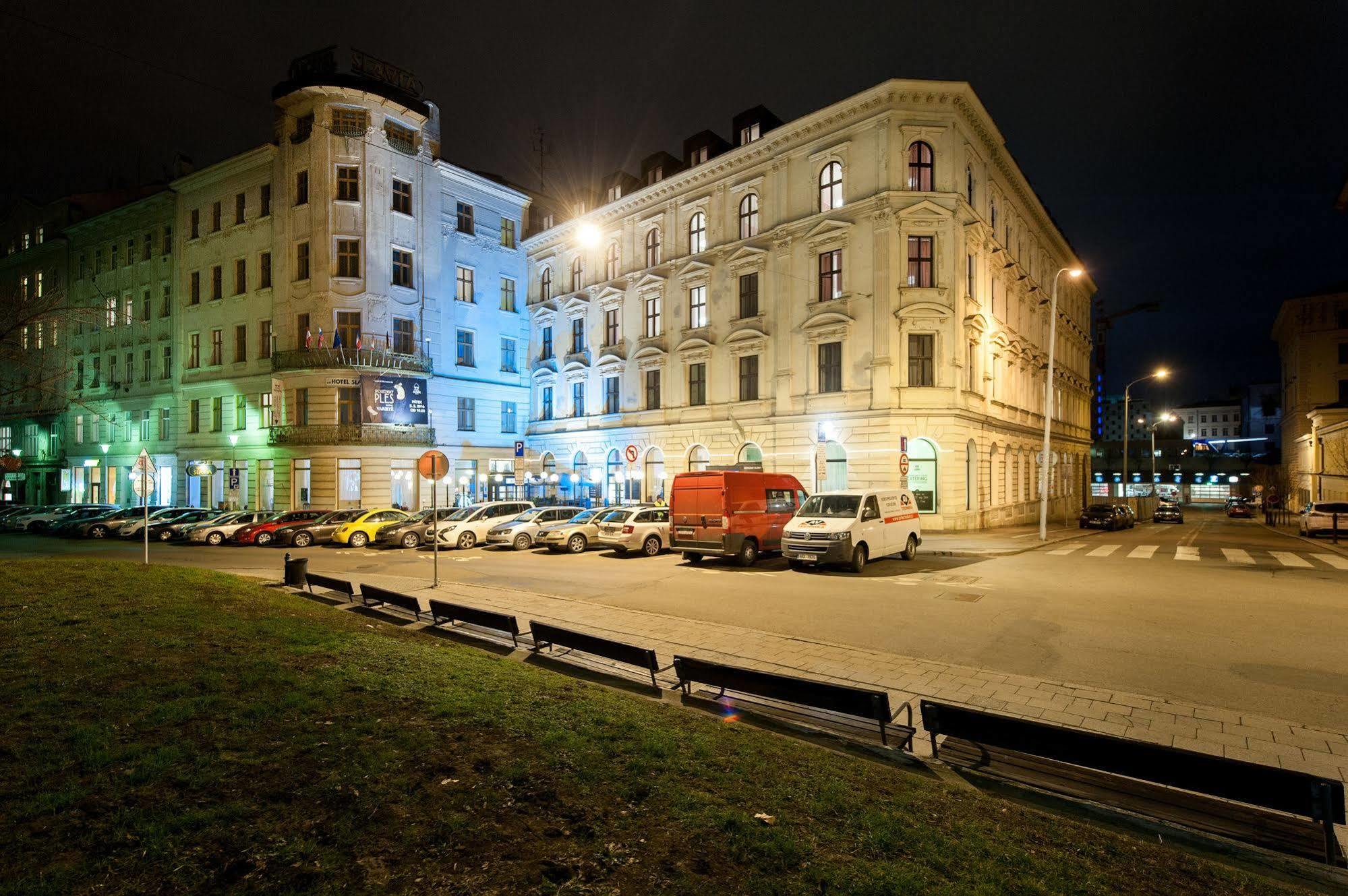 ברנו Hotel Slavia מראה חיצוני תמונה